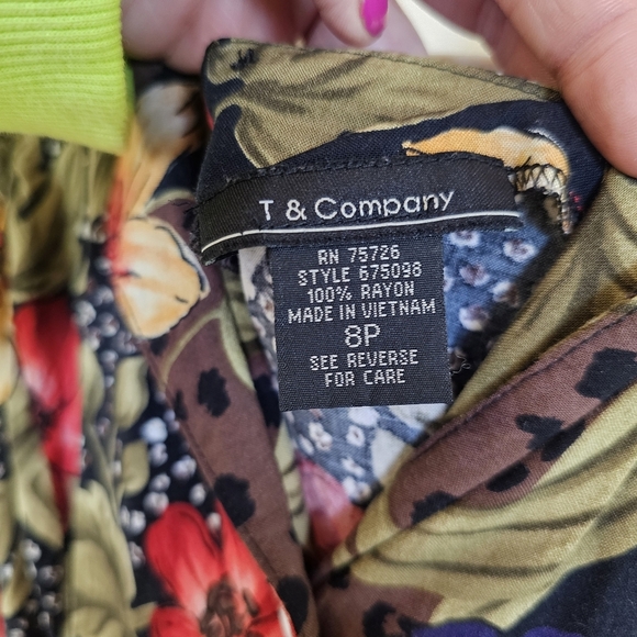 Vintage 90s T&Company Tropical Floral Button Down Maxi Petite Back Cutout Dress - Picture 6 of 6